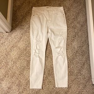 Size 8 distressed white rockstar skinny jeans from Old Navy